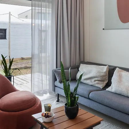 Basecamp Tiny House Eco-Resort Ijmuiden Exterior photo