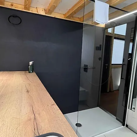 Basecamp Tiny House Eco-Resort Ijmuiden Room photo